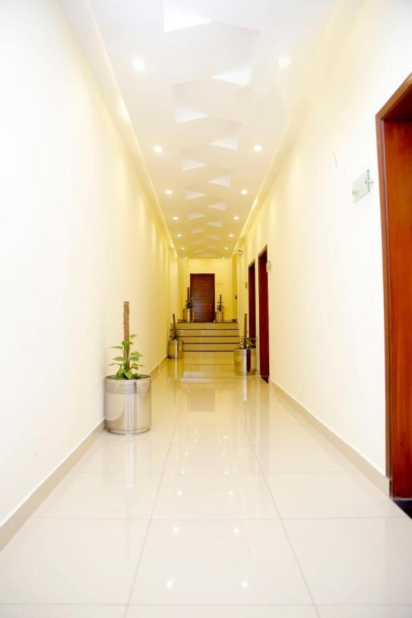 Hotel Noor Plaza Лахор Экстерьер фото